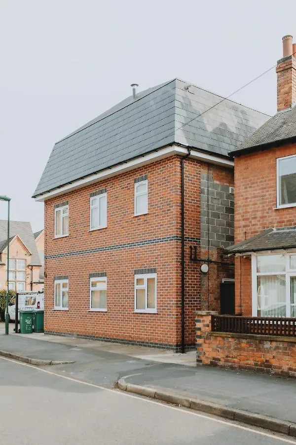 Home From Home 1 King Size Bed Apartment Near Hospital & Tennis Nottingham